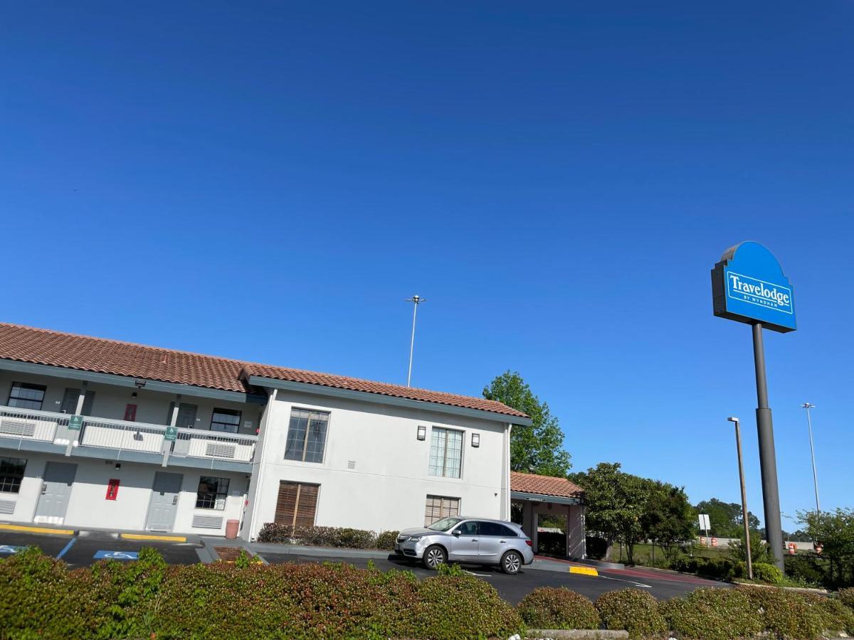 Travelodge By Wyndham Tuscaloosa Exterior foto