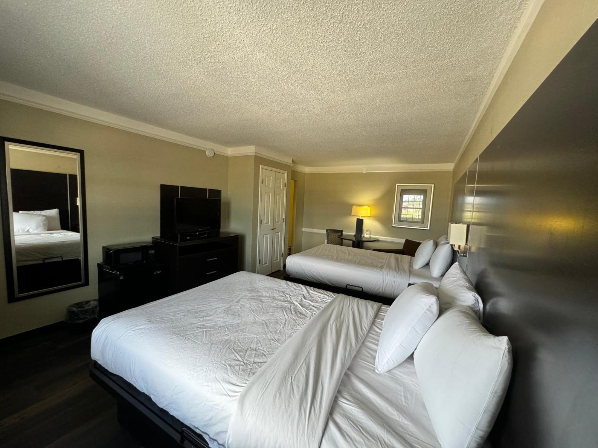 Travelodge By Wyndham Tuscaloosa Exterior foto